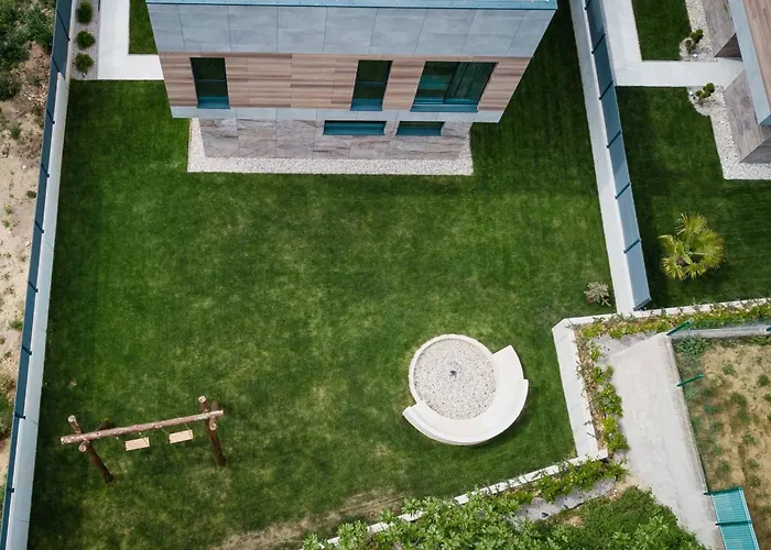 Villa Luxury Krk I With Heated Pool, Sauna And Jacuzzi