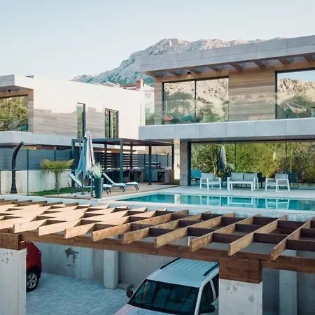 Luxury Krk I With Heated Pool, Sauna And Jacuzzi *