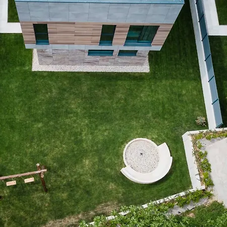 빌라 Luxury Krk I With Heated Pool, Sauna And Jacuzzi