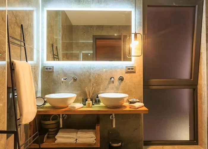 Villa Luxury Krk I With Heated Pool *