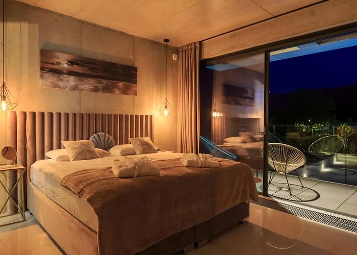 Luxury Krk I With Heated Pool *
